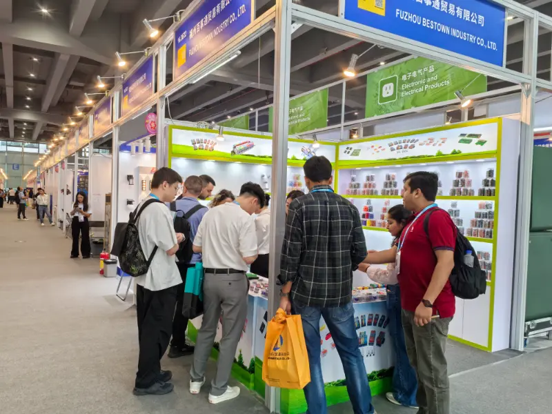 Yueqing Taer Electric presenta soluciones de cableado avanzadas en la feria de Cantón, fase 1 de abril de 2026