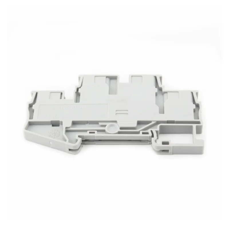 Alimentación PTTB4 a través del bloque de terminales de carril Din